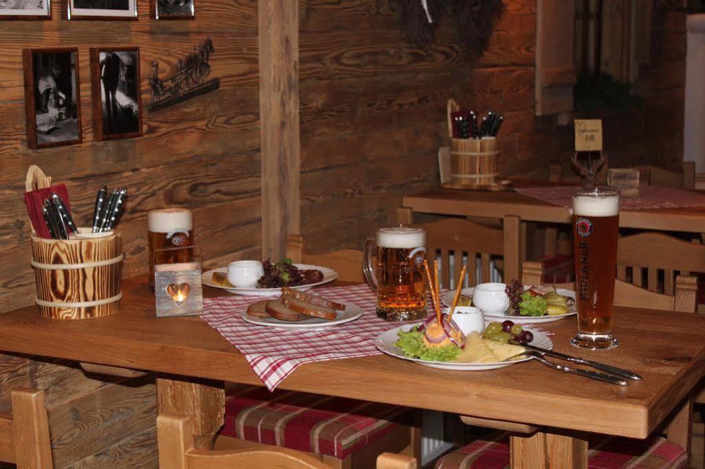 Landhotel Zur Alten Kaserne Ebern Екстер'єр фото